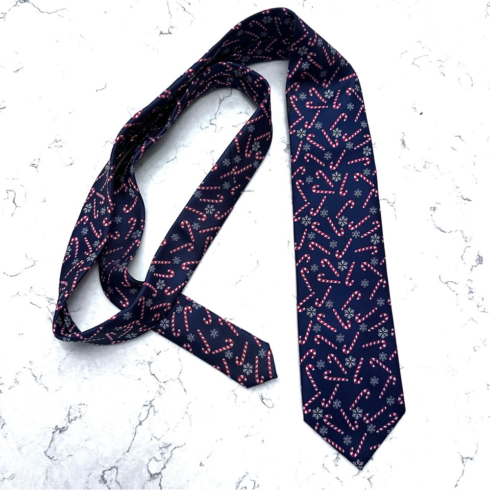 Hallmark Holiday Traditions Neck Tie Candy Canes Snow Flakes Navy Blue Red White